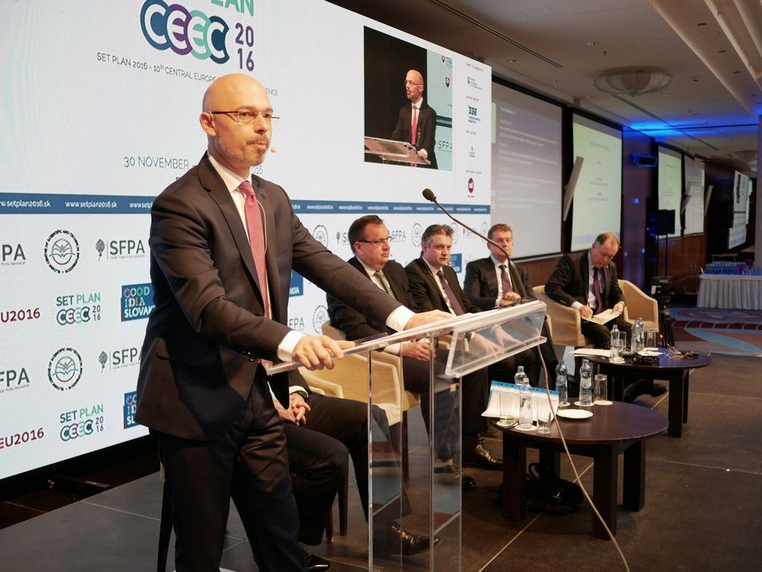 © CEEC 2016/ Diskussionsrunde im Plenum