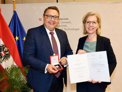 © Energie Steiermark / Vorstandsdirektor Martin Graf erhält das Große Ehrenzeichen für Verdienste um die Republik Österreich © Energie Steiermark / Vorstandsdirektor Martin Graf erhält das Große Ehrenzeichen für Verdienste um die Republik Österreich