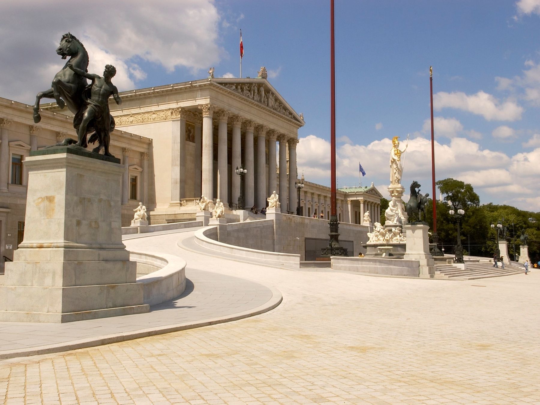 parlament.jpg.jpg