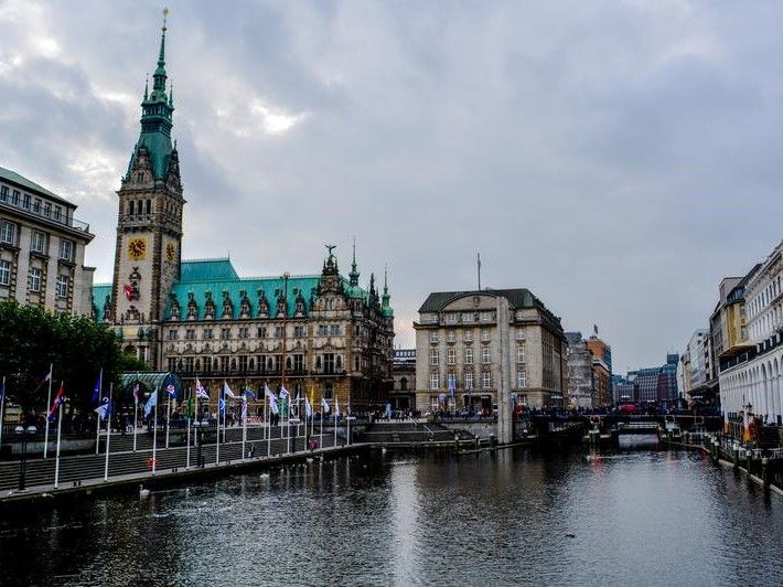 © Anthony Rosset auf  Unsplash / Auch in Hamburg wird es wärmer. Die Wahrnehmung des Klimawandels als Bedrohung nimmt zu.