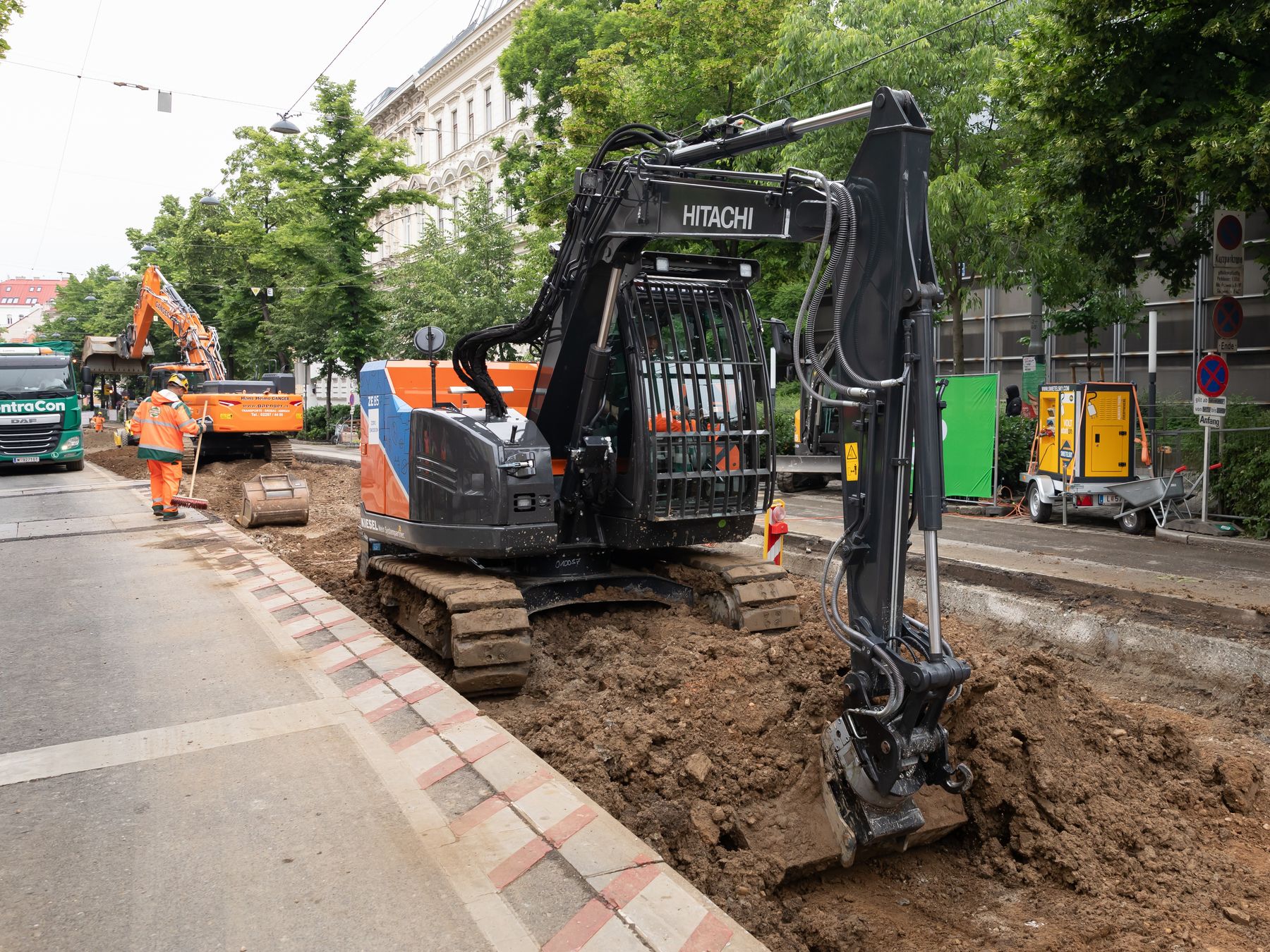 © Klima- und Energiefonds/APA-Fotoservice/Madzigon / Elektrische Geräte im Baustellesatz