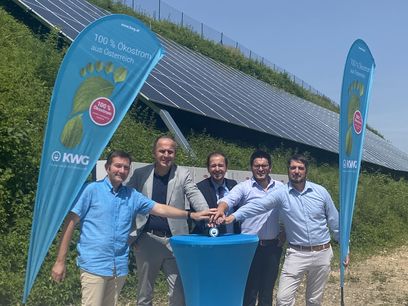 © KWG / Gemeinsam freut man sich über die Eröffnung des innovativen PV-Projekts