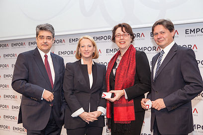© Siemens Gendir. Hesoun, Ministerin Bures, die GF des Klimafonds Th. Vogel, Verbund–Gendir. Anzengruber © Siemens Gendir. Hesoun, Ministerin Bures, die GF des Klimafonds Th. Vogel, Verbund–Gendir. Anzengruber