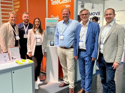 © SMATRICS/ Cloudbasiert, Hardware unabhängig und AFIR-konform: SMATRICS launcht eigene Direct Payment Terminal Lösung Das SMATRICS Team v.l.n.r.: Tobias Wolff, Kevin Neuhold, Isabell Gabriel, Hauke Hinrichs,Ronald Lausch u.Jakob Sommerhuber © SMATRICS/ Cloudbasiert, Hardware unabhängig und AFIR-konform: SMATRICS launcht eigene Direct Payment Terminal Lösung Das SMATRICS Team v.l.n.r.: Tobias Wolff, Kevin Neuhold, Isabell Gabriel, Hauke Hinrichs,Ronald Lausch u.Jakob Sommerhuber