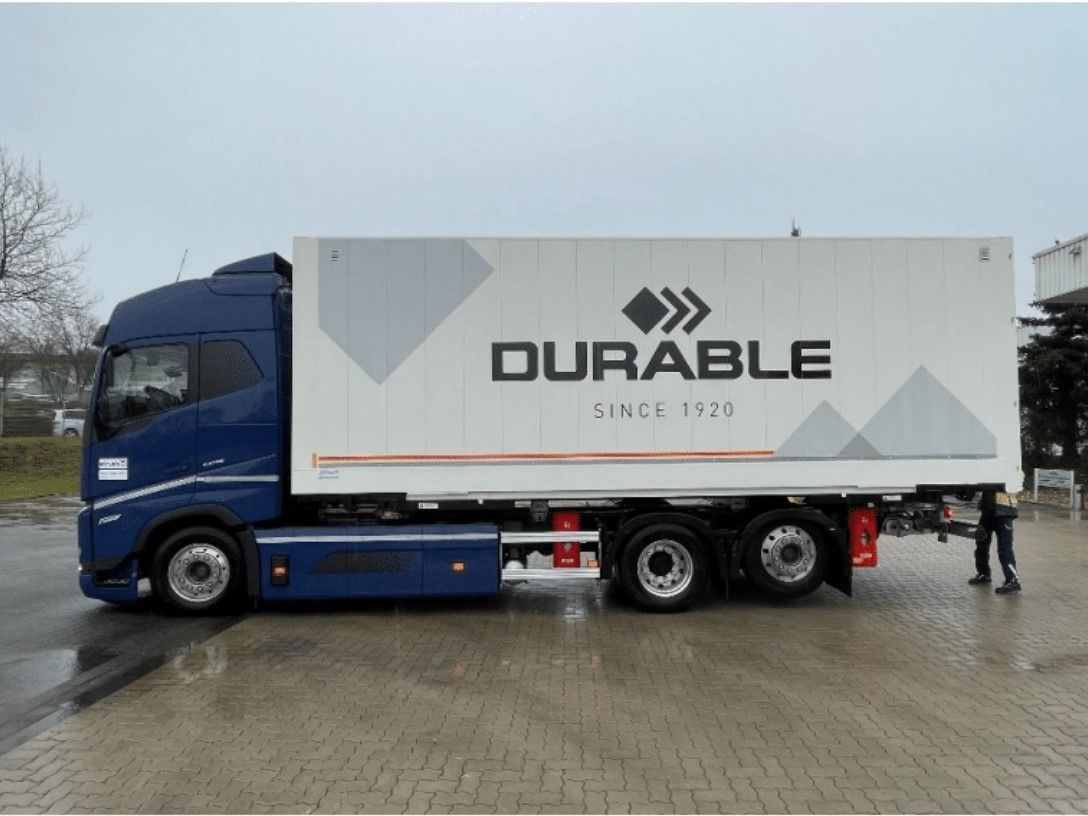 © DURABLE / E-LKW im Einsatz
