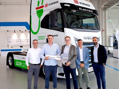 © IVECO/ Übergabe der ersten E-LKW von IVECO in Ulm