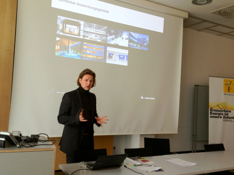 © Michael Sigmund – Roman Brandstätter von der Zumtobel Licht GmbH referierte über energieeffiziente Beleuchtung inklusive neuesten LED–Entwicklungen
