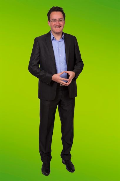 © Köchl - Matthias Köchl wünscht sich statt alten fossilen Stinkern mehr Elektroautos am Wörthersee