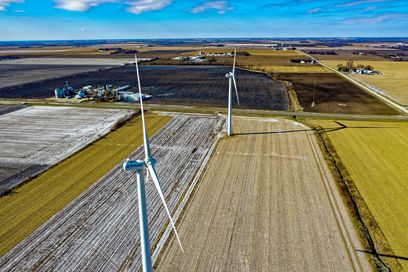 pexels-tomfisk-Windkraft.jpg
