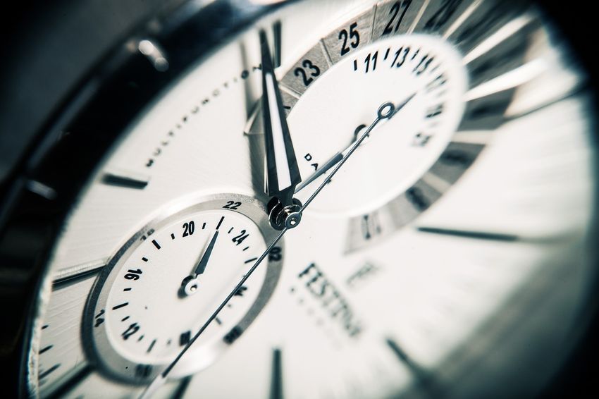 Uhr