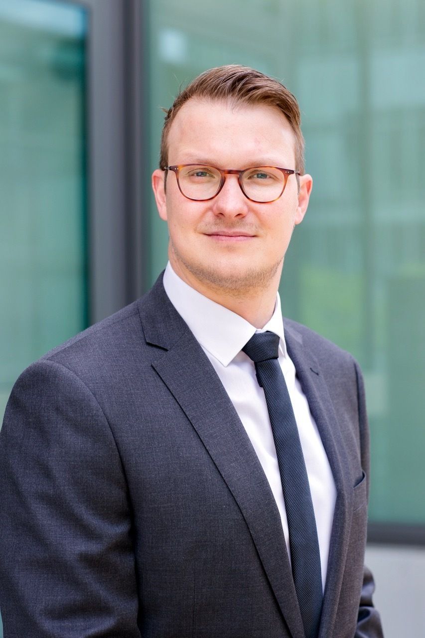 Dr. Daniel Trauth, GF dataMatters.jpg