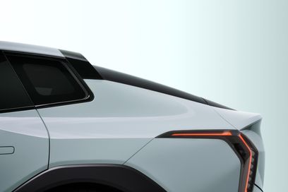 Kia EV4Teaser 01 LoRes.jpg