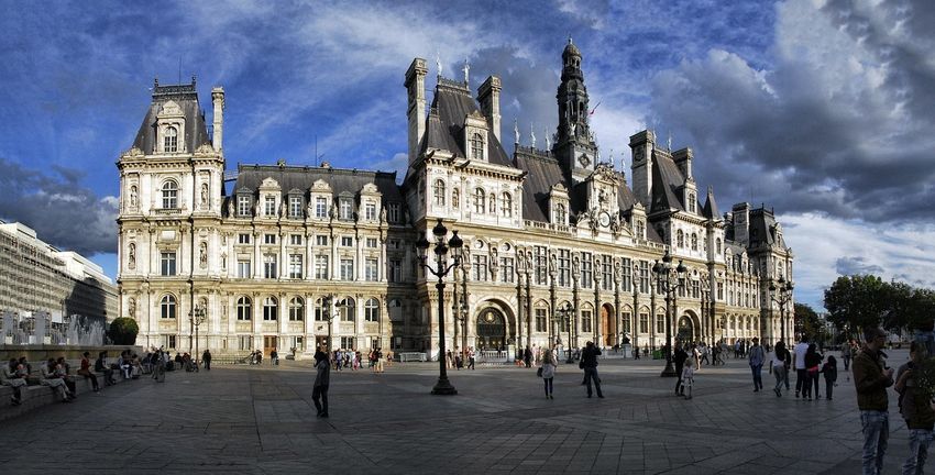 paris-hoteldeVille.jpg