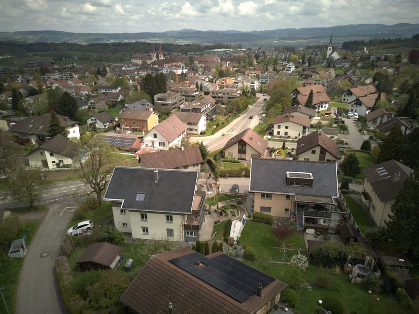 SUN006 - Image 2.jpg
