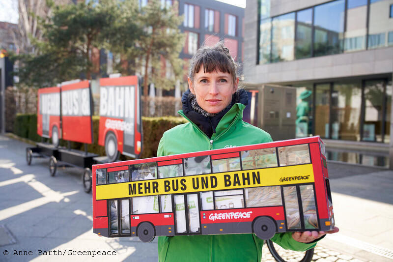 583173-2025-03-23 Übergabe Öff-Wünsche-Anee BarthGP0SU4UYA2-25c36f-original-1742733569.jpg