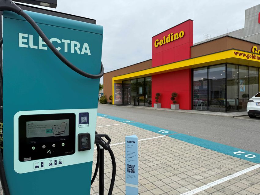 Electra Goldino Oberwart 3.jpg