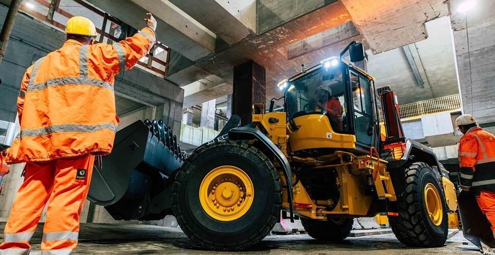 volvoce implenia l120electric munich3 web.jpg