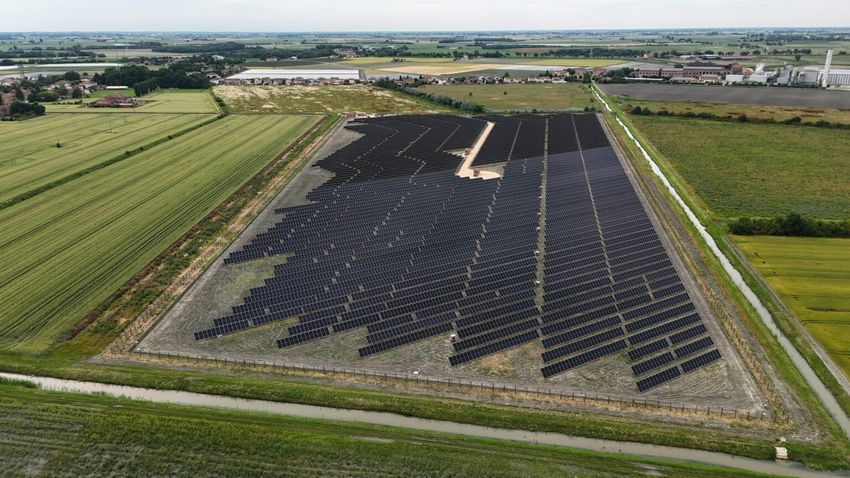PV Anlage von Enfinity in Italien.jpg