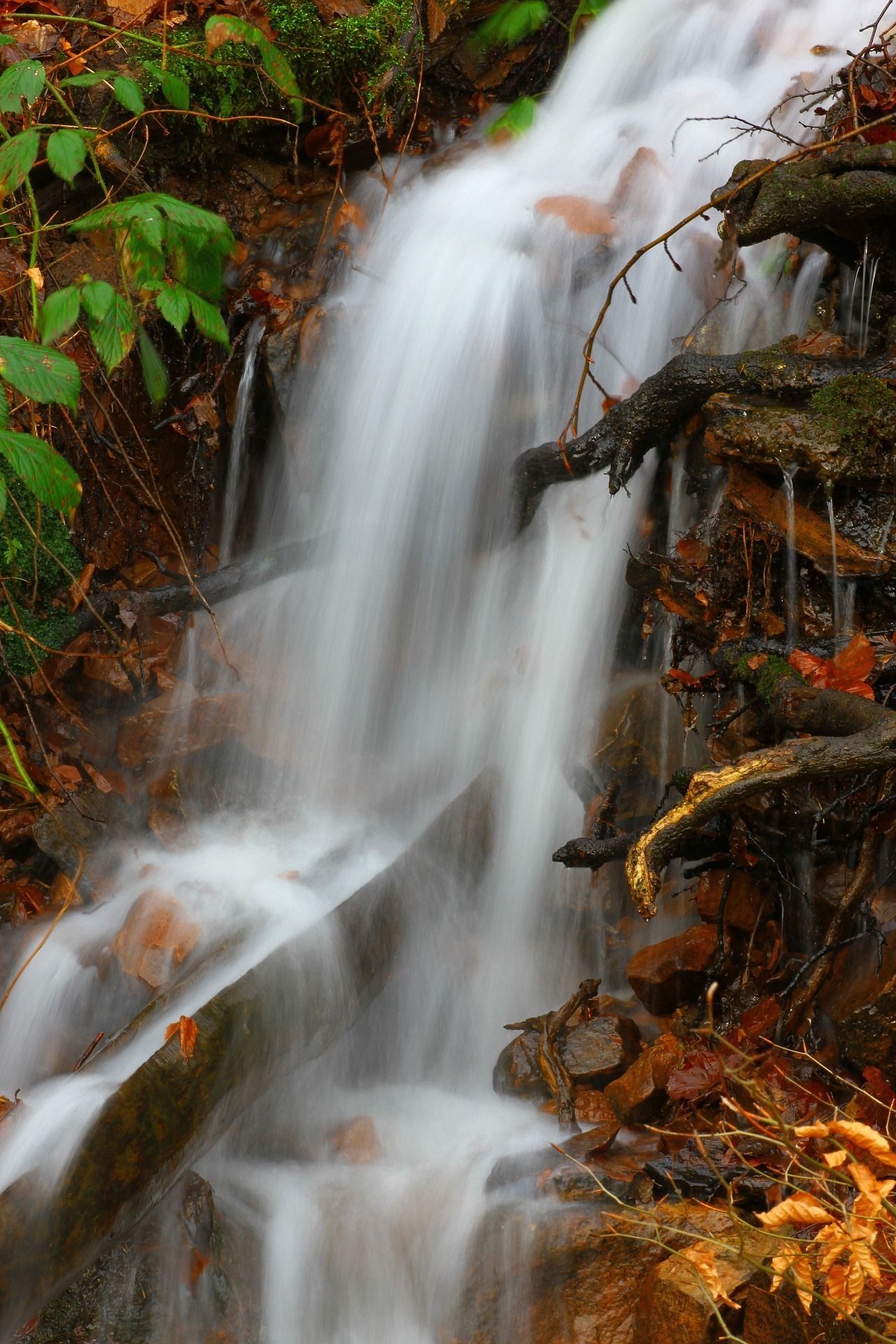 WasserfallWasser.jpg