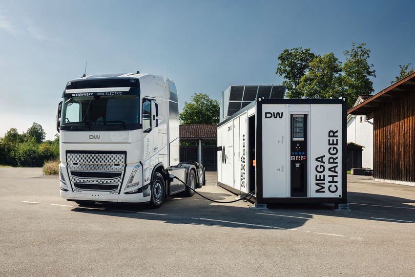 Mega Charger Demonstrationsprojekt im erfolgreichen Test .jpg