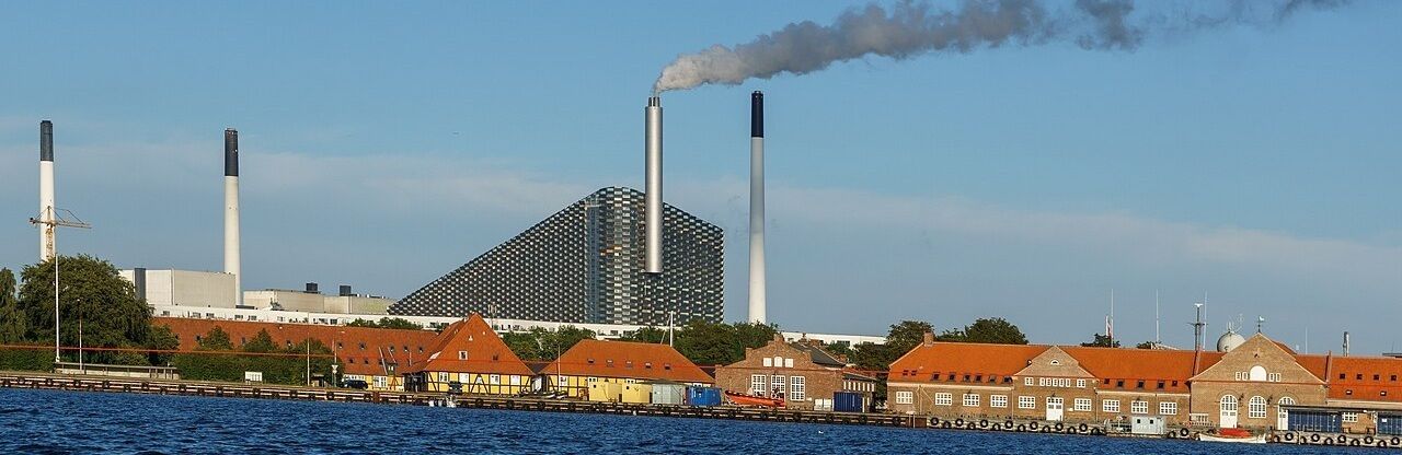 Amager Bakke Kopenhagen.jpg
