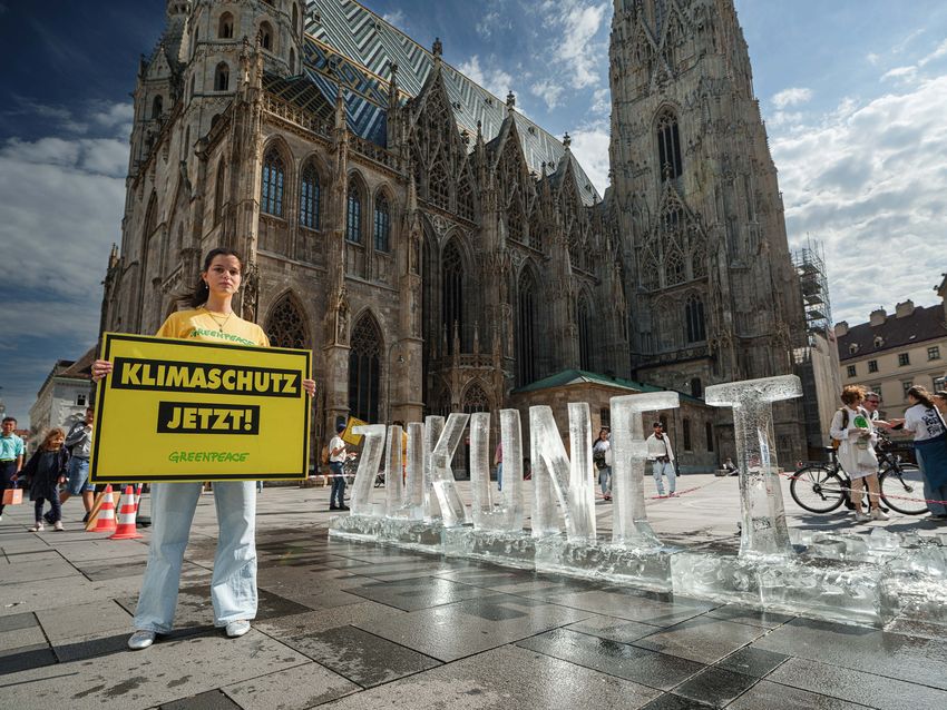 greenpeace zukunft 2 (-c)mitja kobal - greenpeace.jpg