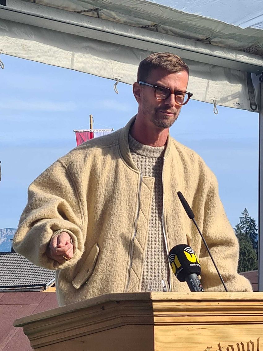 WhatsApp Image 2025-10-21 at 15.25.59.jpg