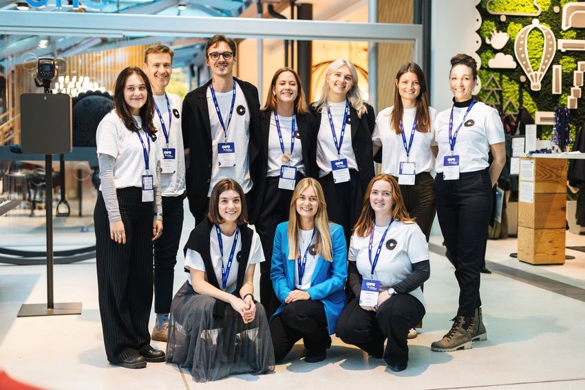 Team Foto Thinkubator © Michael Kiran Huber.jpg