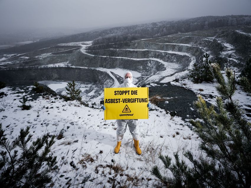 Asbestbelastung im Burgenland-(c)mitja kobal - greenpeace-6.jpg