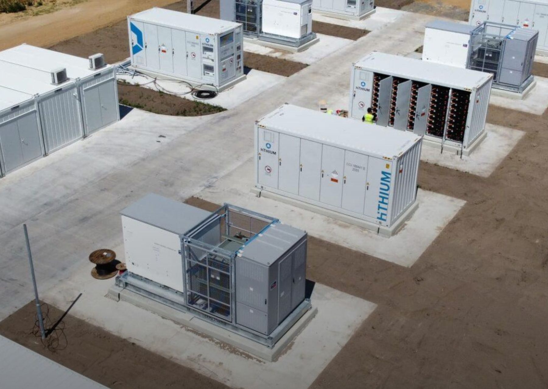 Powerlink H2 BESS 09 Senyo-Ungarn.jpg (1).jpg