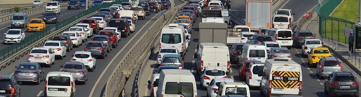 Verkehrsstau.jpg