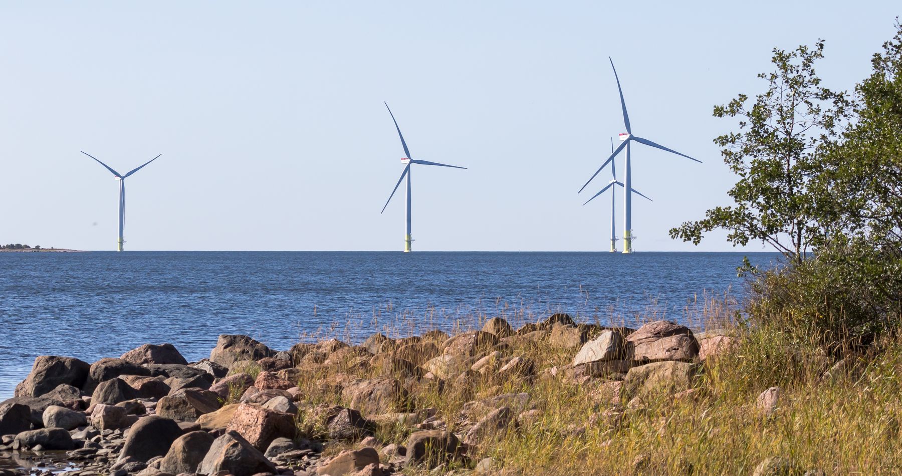 ltapsah-wind-farm-7443671.jpg