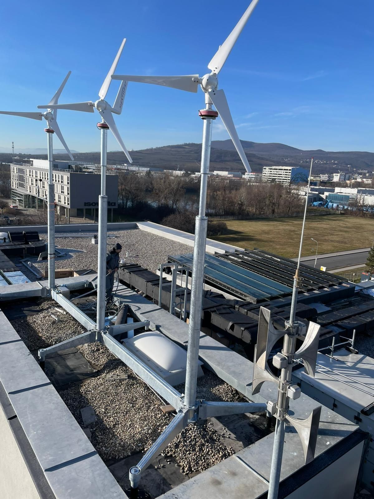 Dach des ecoplus Verwaltungsgebäudes (c) FHTW.jpg