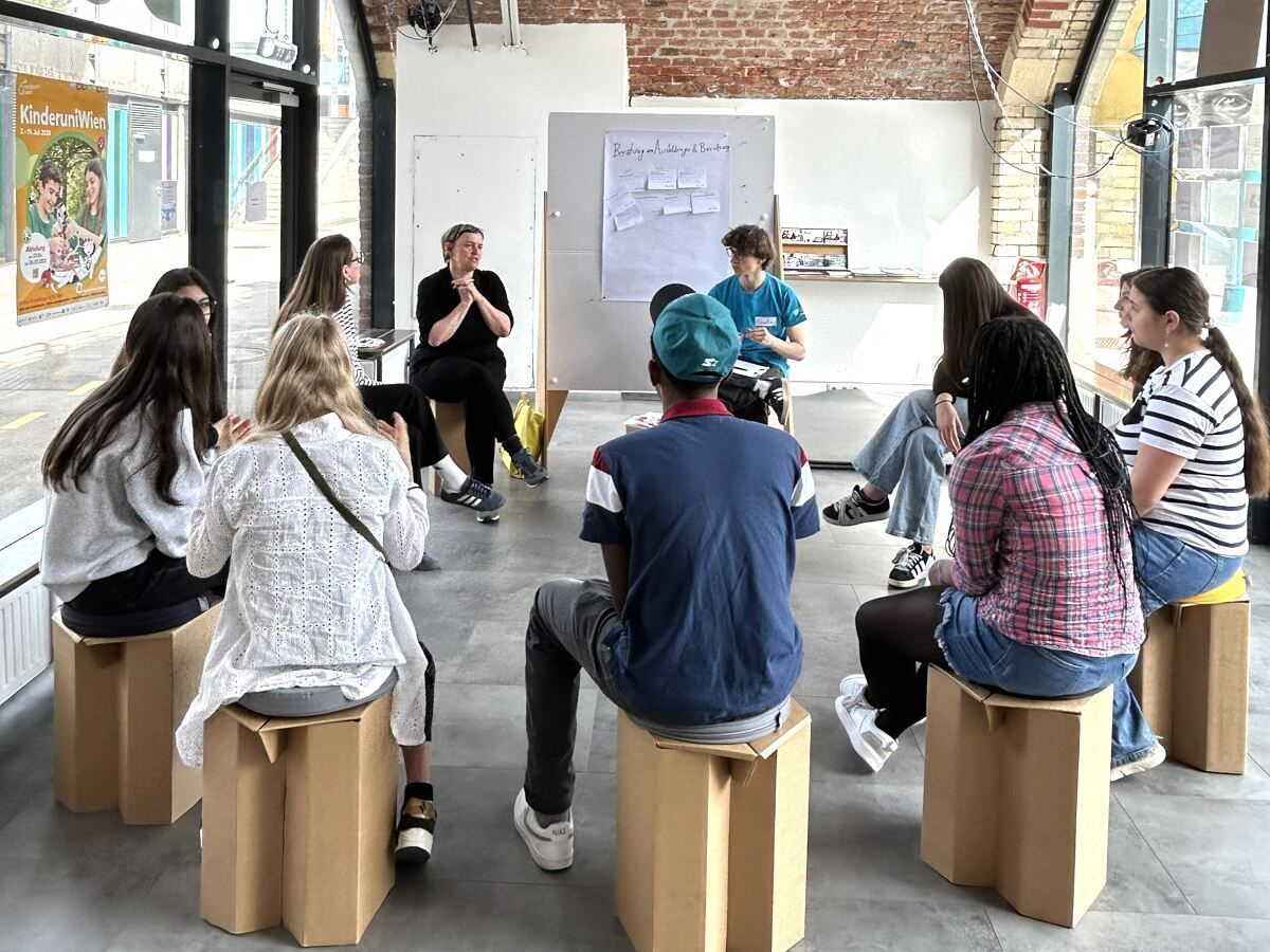 Schülerinnen-Projekt Green Jobs ©Kinderbüro der Universität Wien.jpg