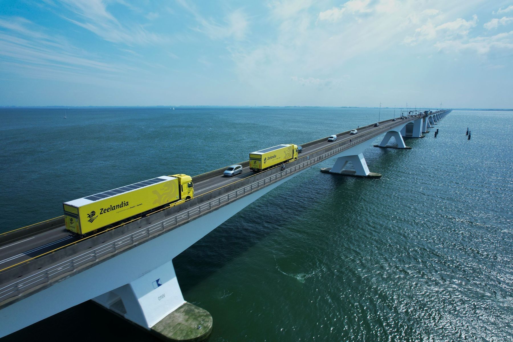 trucks-with-VIPV-on-bridge.jpg