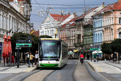 1V-Varoshaz-ter-IMG 5760  -2048x1365.jpg