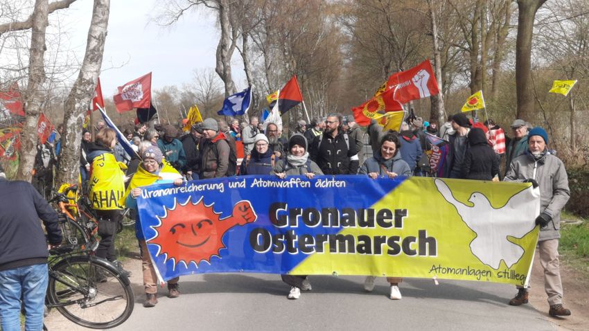 Foto Gronau Ostermarsch 03.04.2026 RÖ (1).jpg