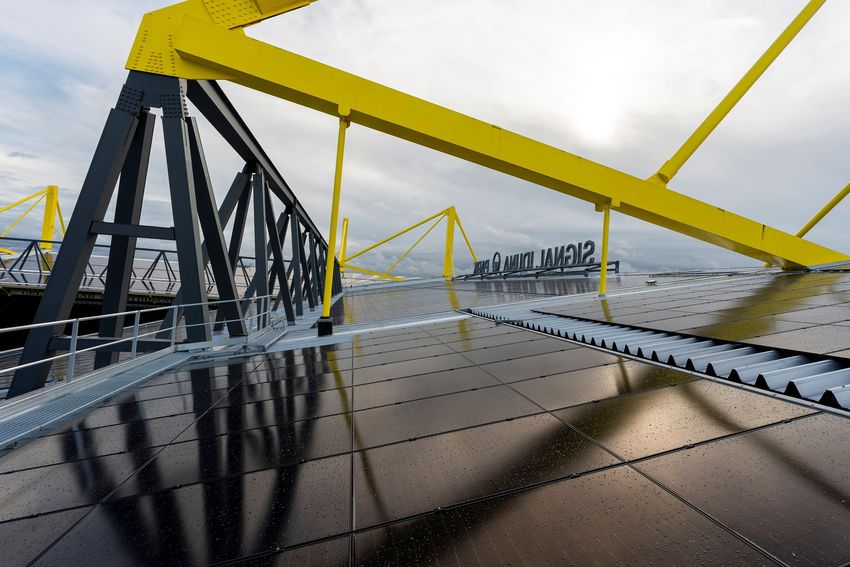 SIGNAL IDUNA PARK - Solar Array 1.jpg