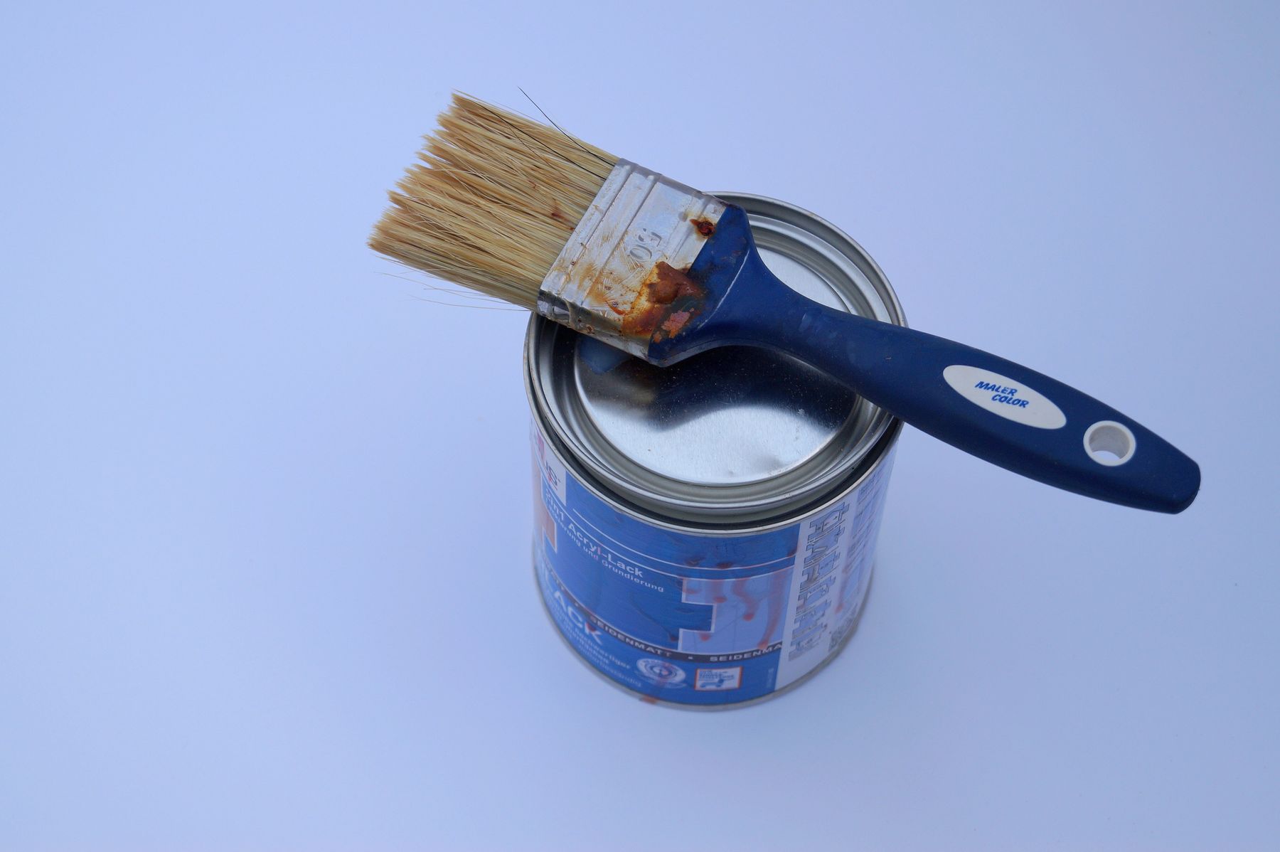 mih83-paint-brush-1198172.jpg