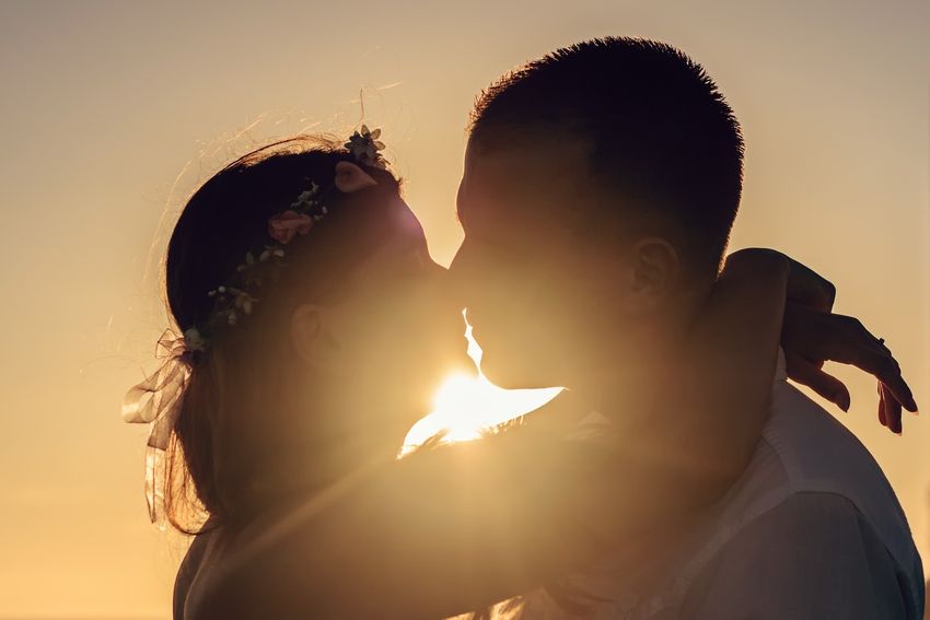 summerstock-love-kuss.jpg