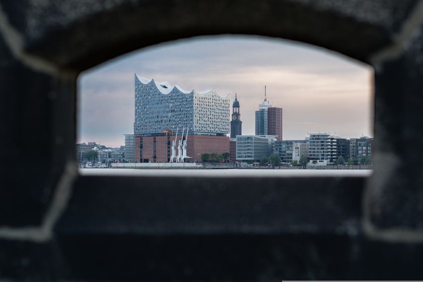 lacherlott-hamburg .jpg