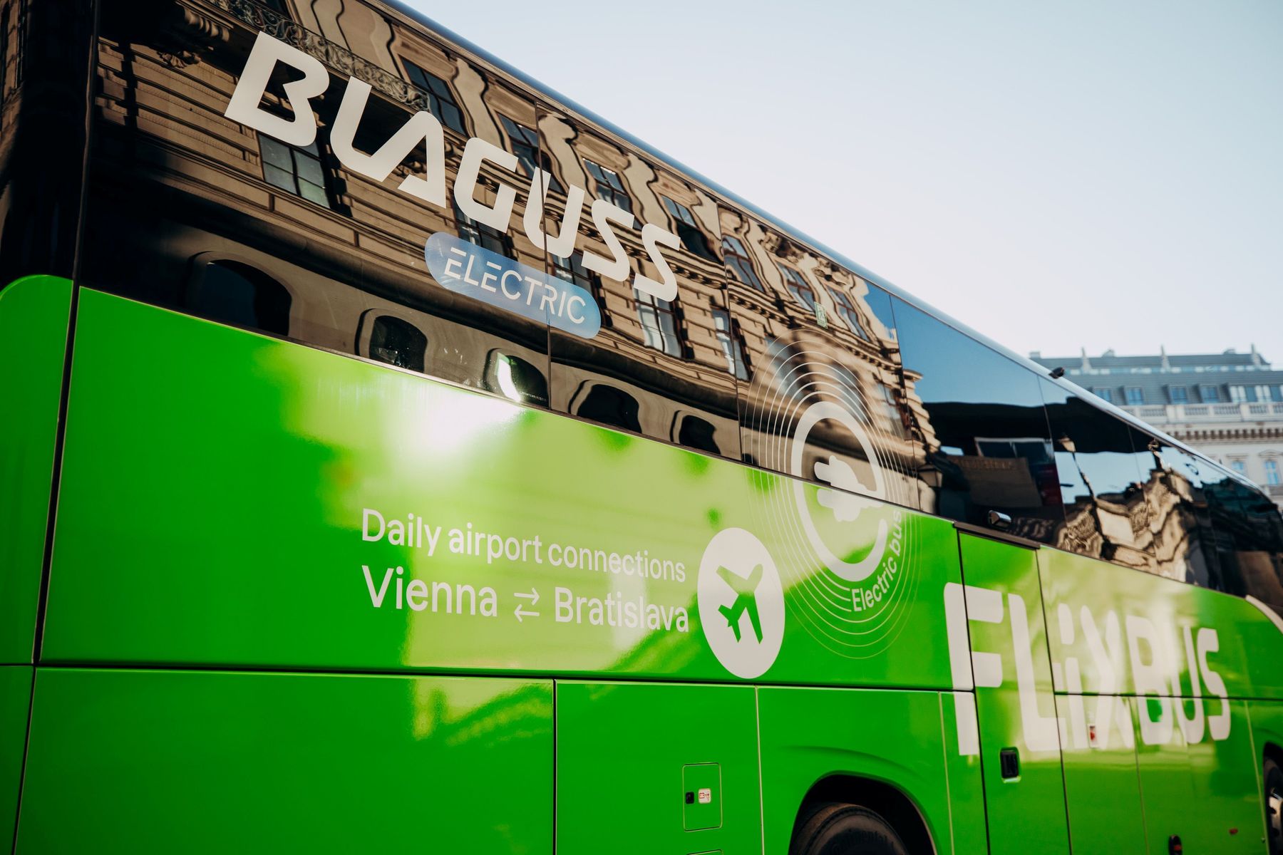 E-Bus Wien Copyright Mila-Eder  Superberg (1).jpg