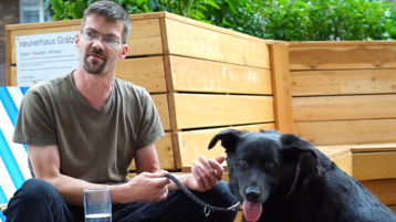 Helmut mit seinem Hund Jessy Helmut mit seinem Hund Jessy