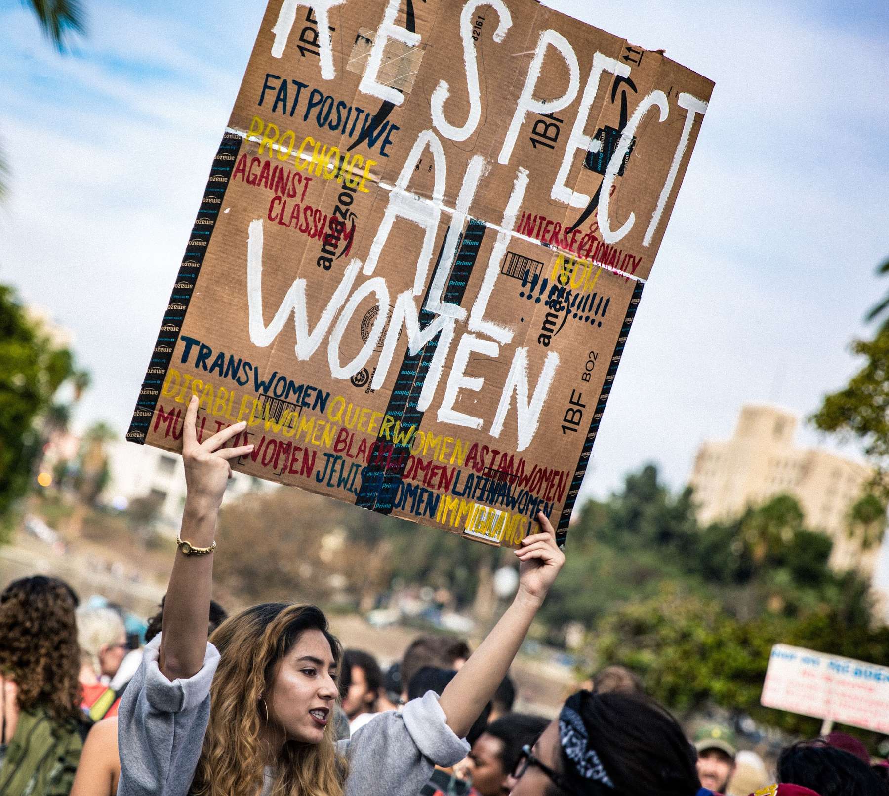 Frauen demonstrieren für ihre Rechte.