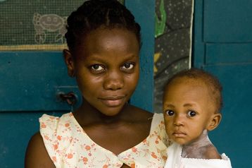 Mutter und Kind in Haiti