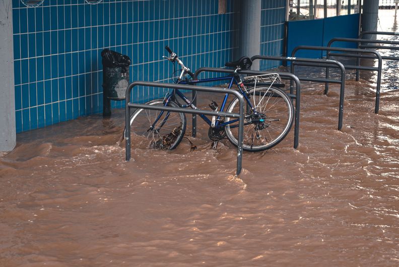 Überschwemmte Radstelle Überschwemmte Radstelle