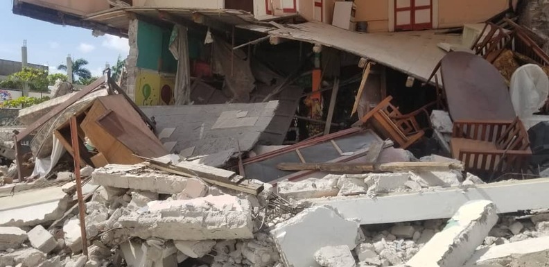 Zerstörtes Haus nach dem Erdbeben in Les Cayes, Haiti am 14.08.21.