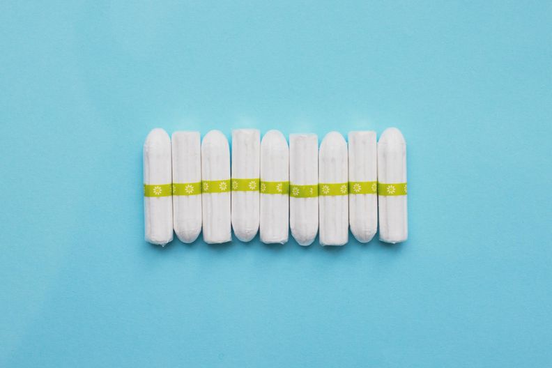 Tampons nebeneinander aufgereiht Tampons nebeneinander aufgereiht